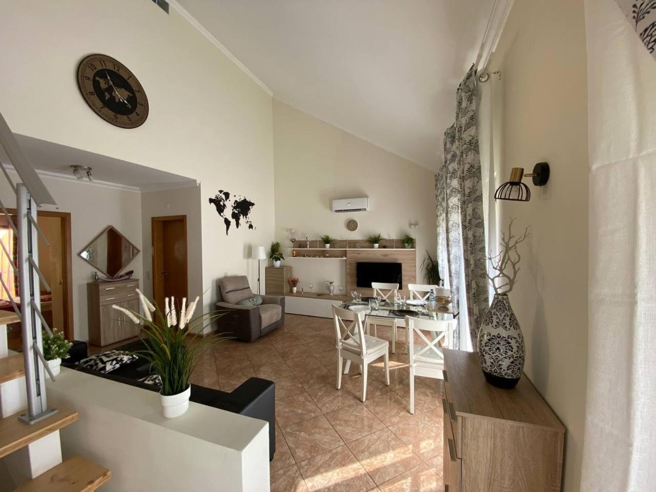 Guesthouse Melagre Centro FAO Eksteriør billede