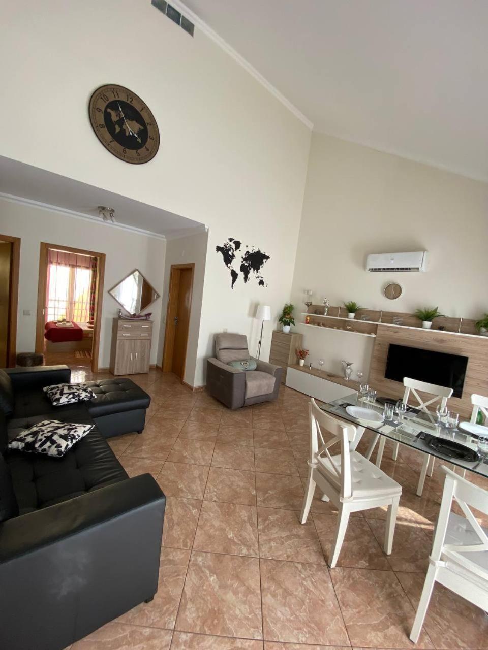 Guesthouse Melagre Centro FAO Eksteriør billede